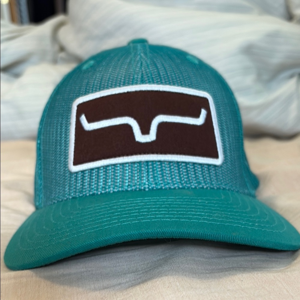 Kimes teal hat